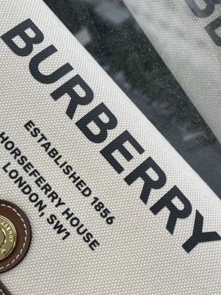 Burberry Burberry
