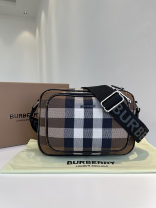 Burberry Burberry