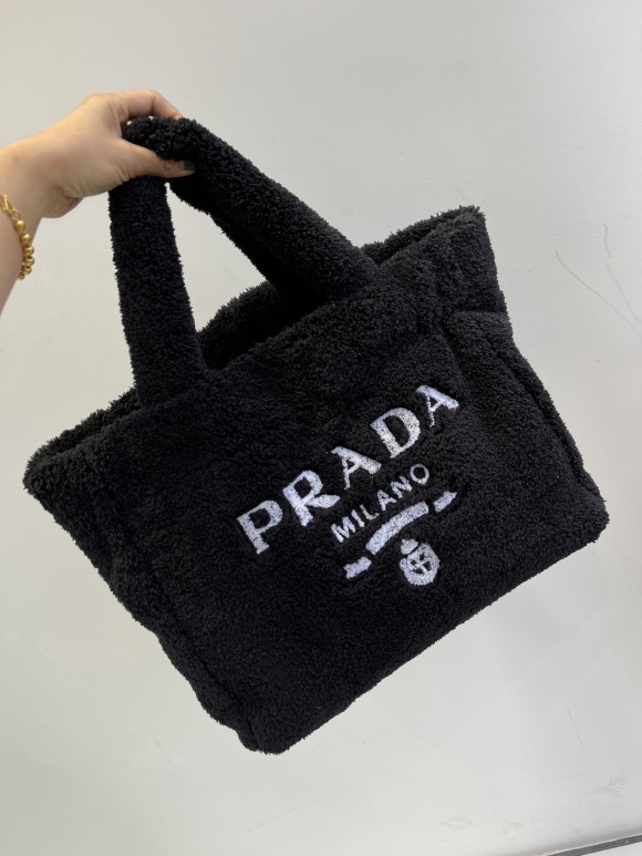 Prada Prada