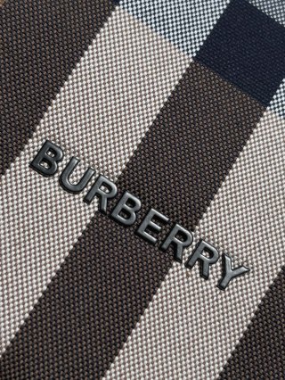 Burberry Burberry