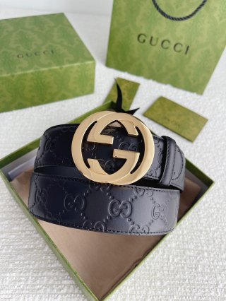 Gucci belts Gucci belts