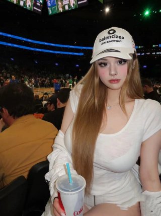 Balenciaga-7 Balenciaga-7