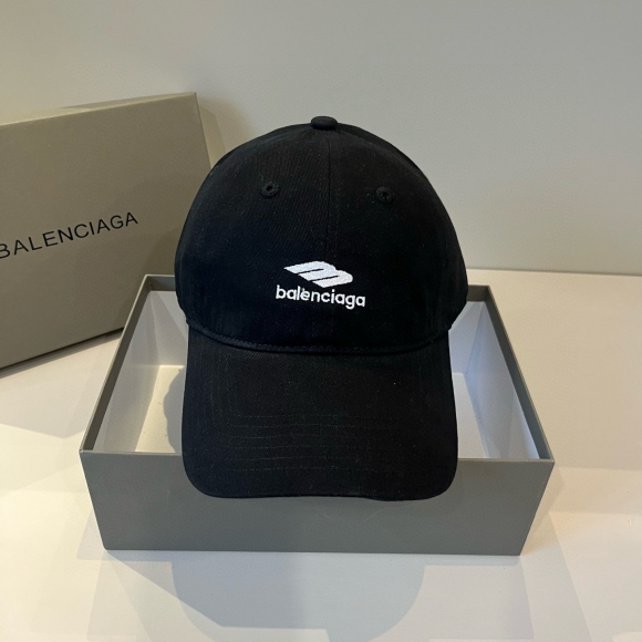 Balenciaga-7