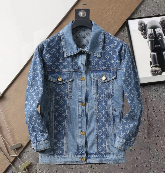 Coats & Jackets Coats & Jackets