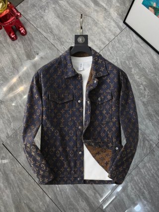 Coats & Jackets Coats & Jackets