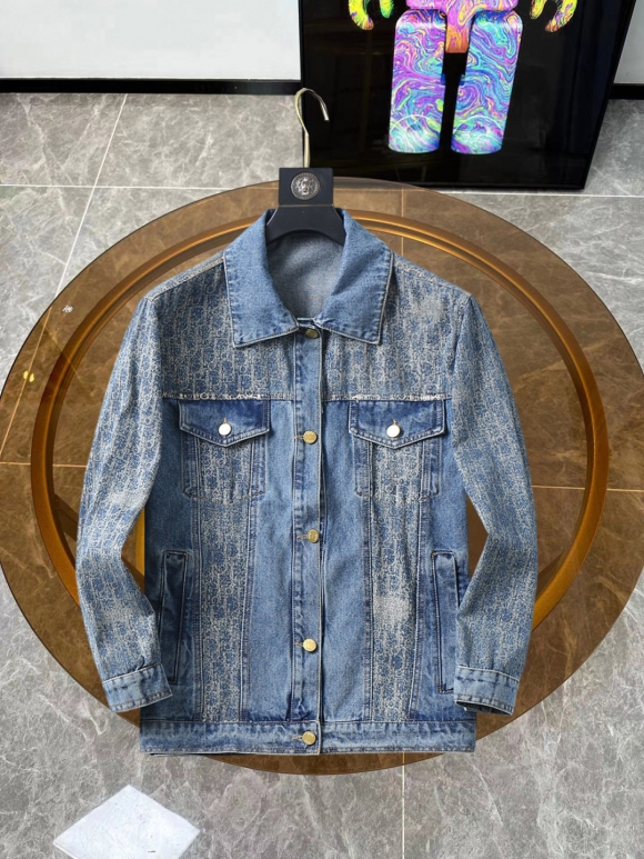 Coats & Jackets Coats & Jackets