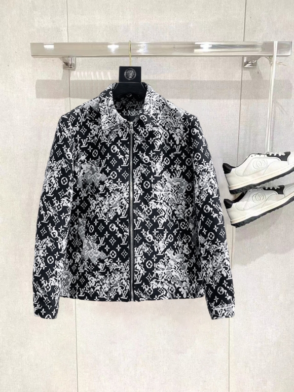 Coats & Jackets Coats & Jackets