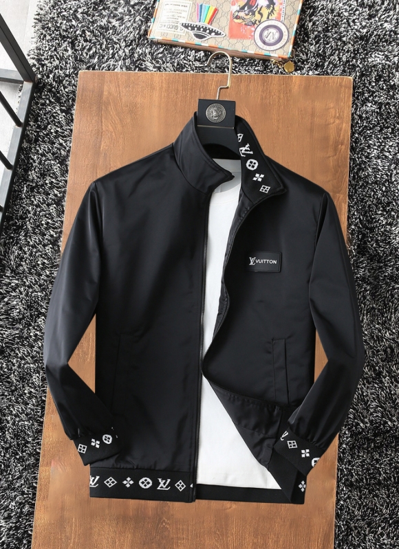 Hoodies & Sweatshirts Hoodies & Sweatshirts