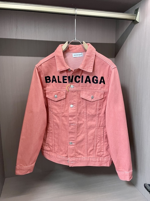 Coats & Jackets Coats & Jackets