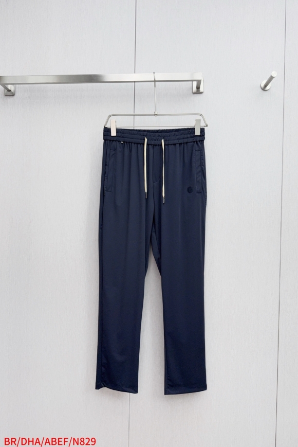 Leisure suit Leisure suit