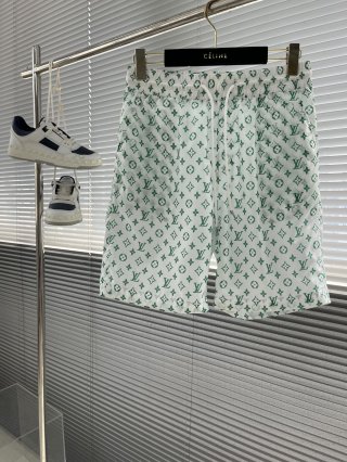 Leisure suit Leisure suit