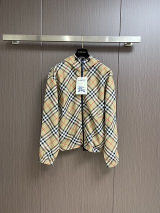 Hoodies & Sweatshirts Hoodies & Sweatshirts