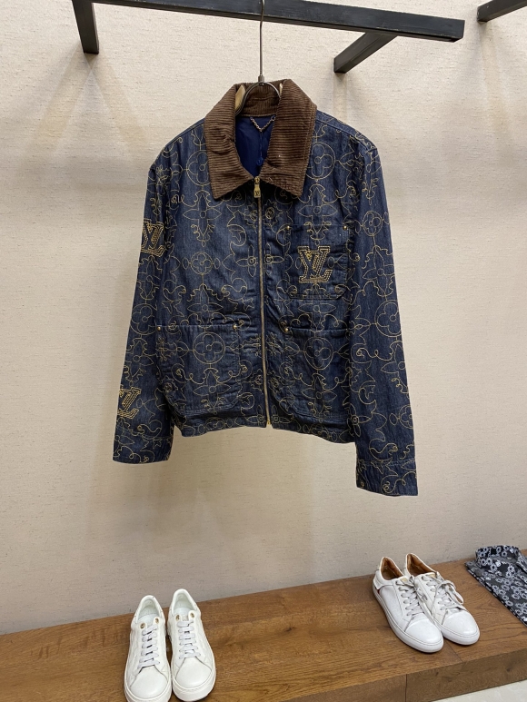 Coats & Jackets Coats & Jackets