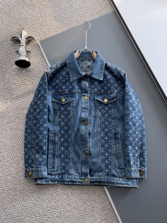 Hoodies & Sweatshirts Hoodies & Sweatshirts