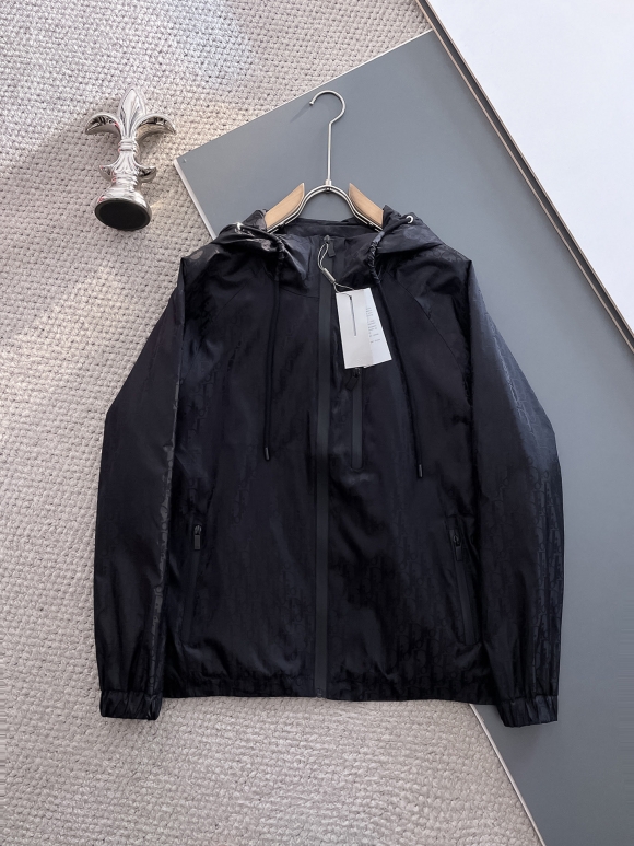 Hoodies & Sweatshirts Hoodies & Sweatshirts