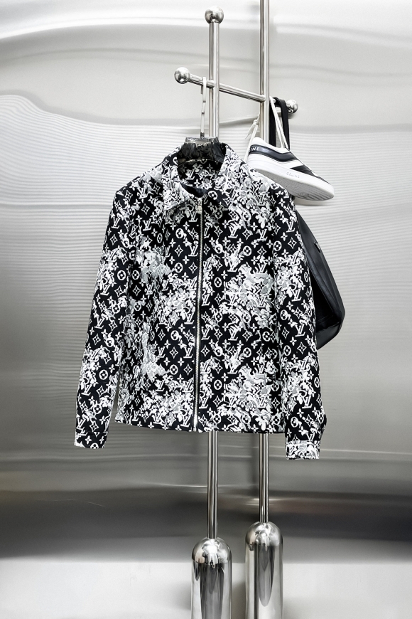 Coats & Jackets Coats & Jackets