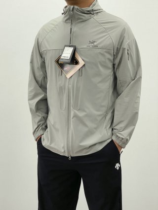 Hoodies & Sweatshirts Hoodies & Sweatshirts