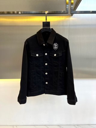 Coats & Jackets Coats & Jackets