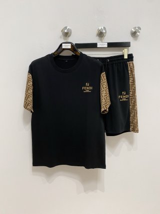 Leisure suit Leisure suit