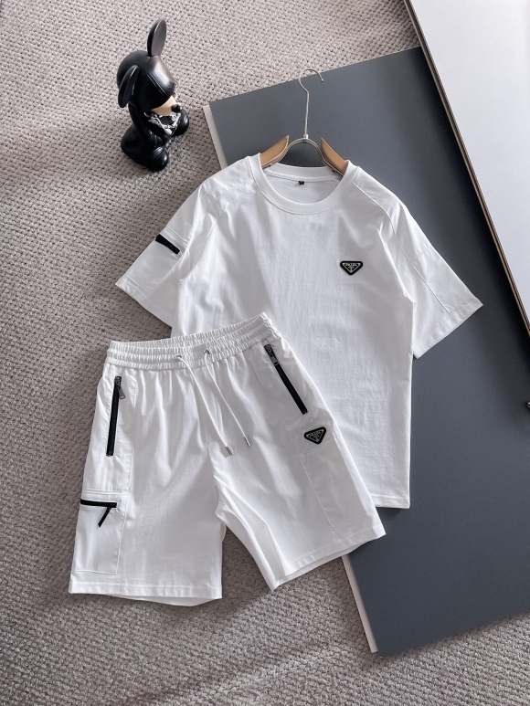 Leisure suit Leisure suit