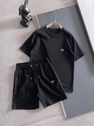 Leisure suit Leisure suit