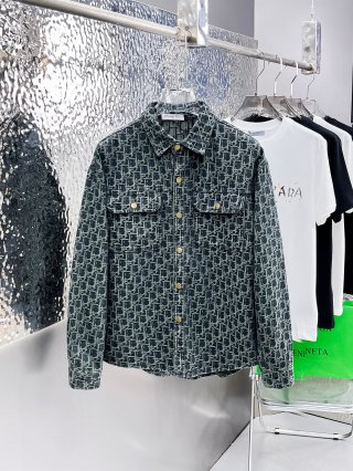 Coats & Jackets Coats & Jackets