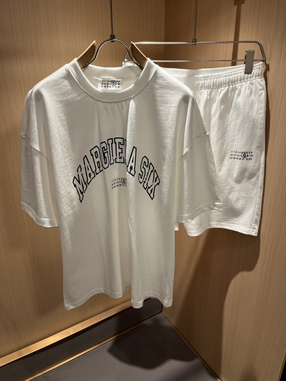 Leisure suit Leisure suit