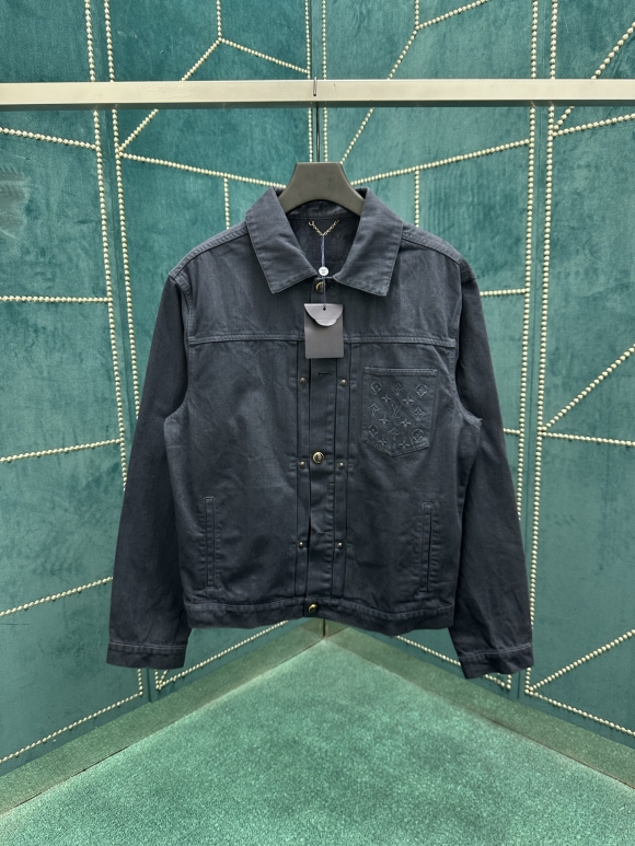 Coats & Jackets Coats & Jackets