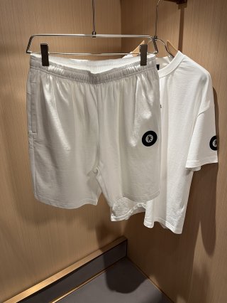 Leisure suit Leisure suit