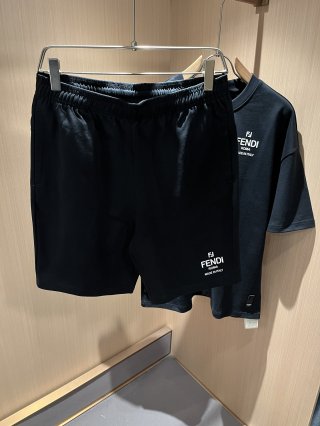 Leisure suit Leisure suit