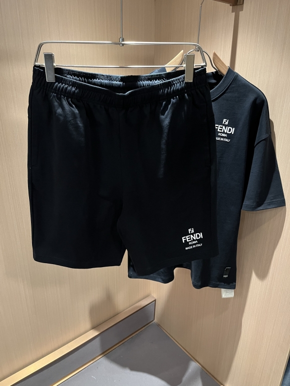 Leisure suit Leisure suit