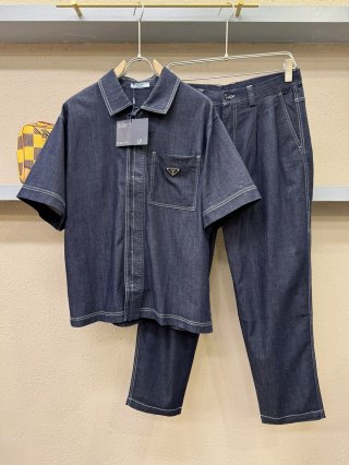 Leisure suit Leisure suit