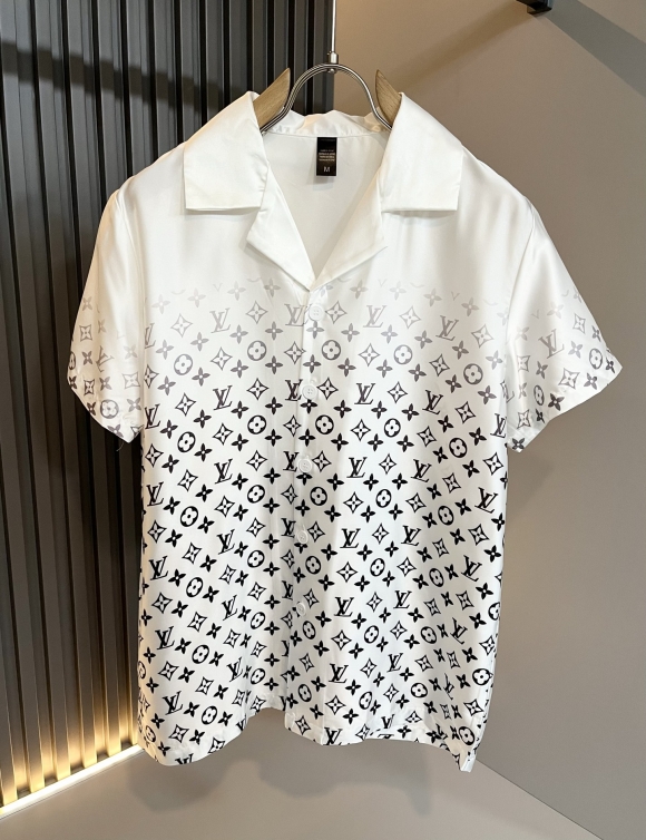 Leisure suit Leisure suit