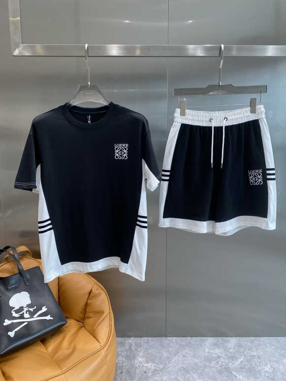 Leisure suit Leisure suit