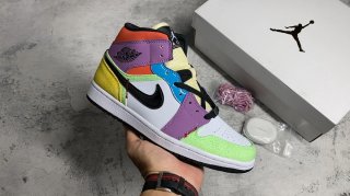 AirJordan1MidSHOES