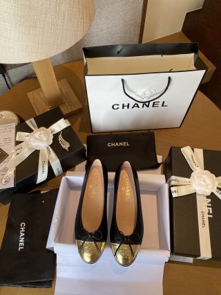 Womens shoes collection