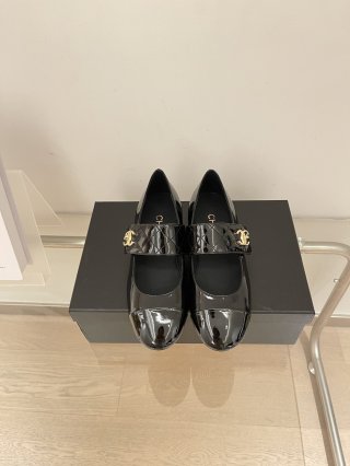 Womens shoes collection