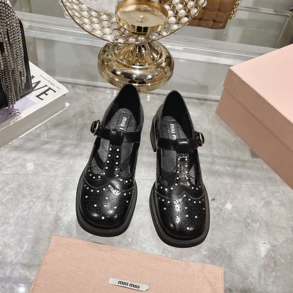 Womens shoes collection Womens shoes collection