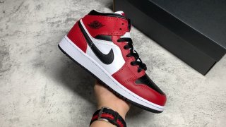 AirJordan1MidSHOES