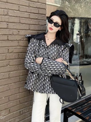 Coats & Jackets Coats & Jackets