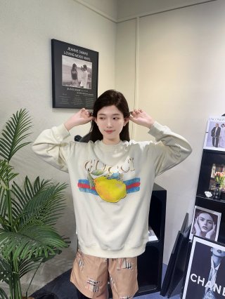 Hoodies & Sweatshirts Hoodies & Sweatshirts