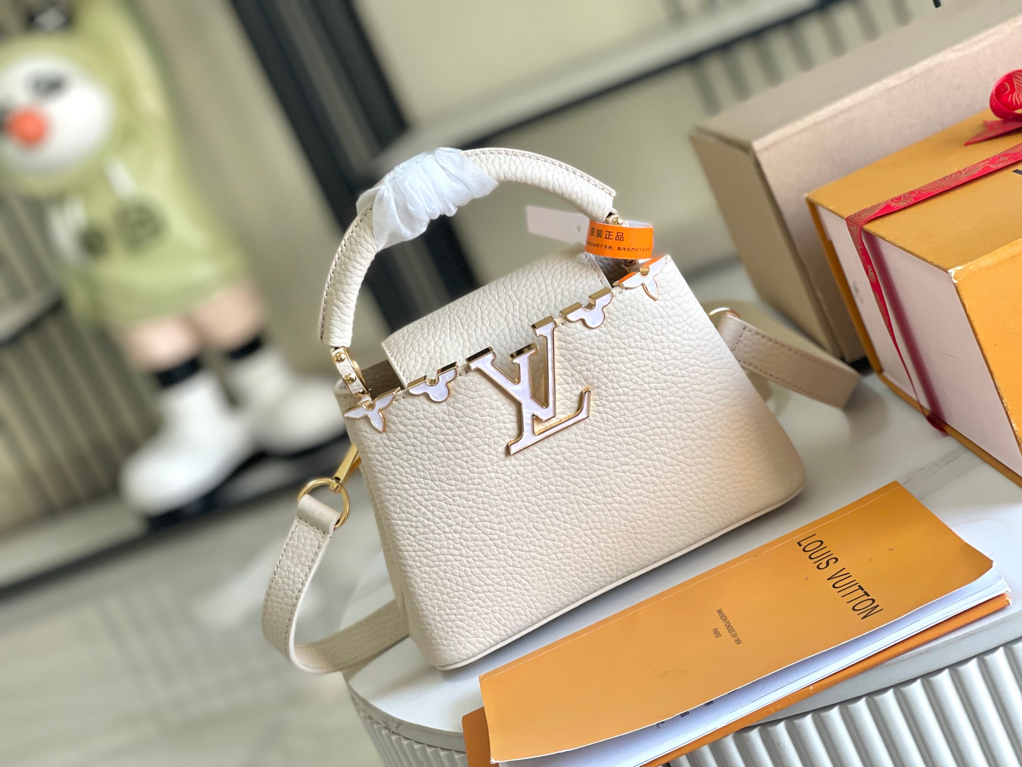 LV
