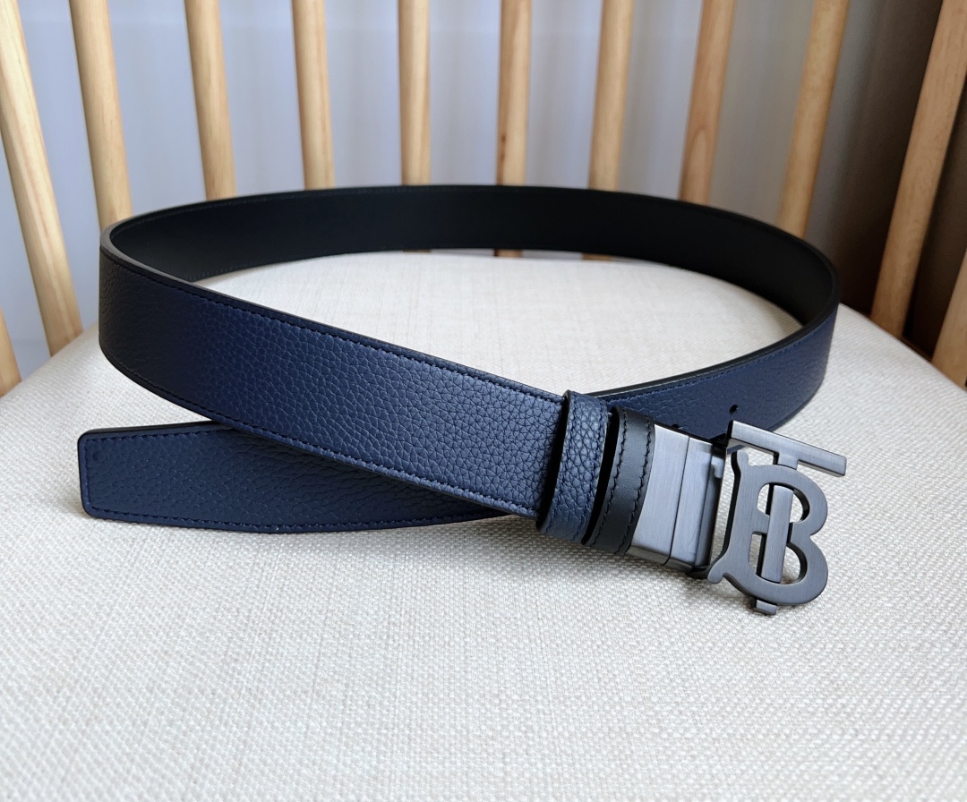 Burberry-Belts