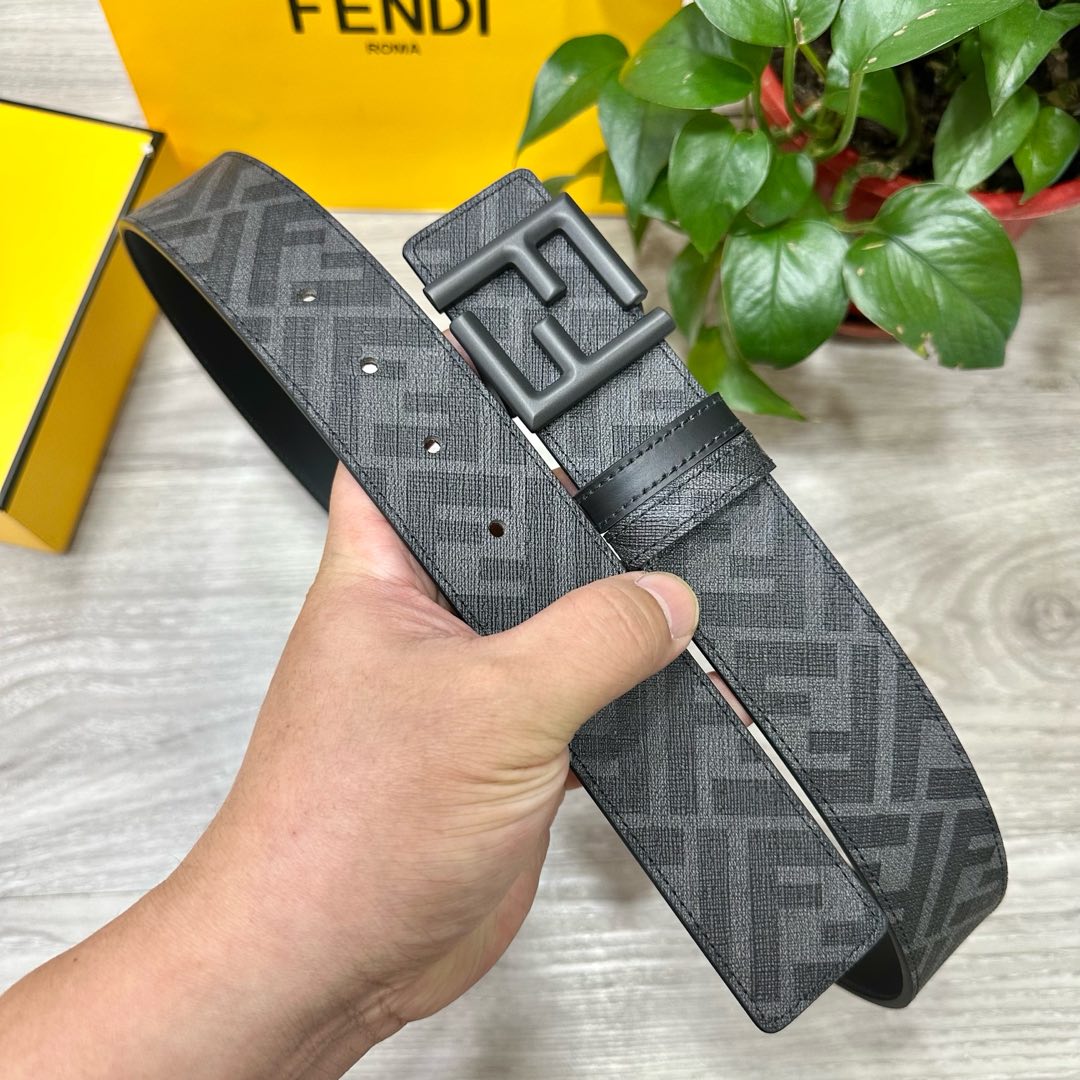 Fendi-Belts