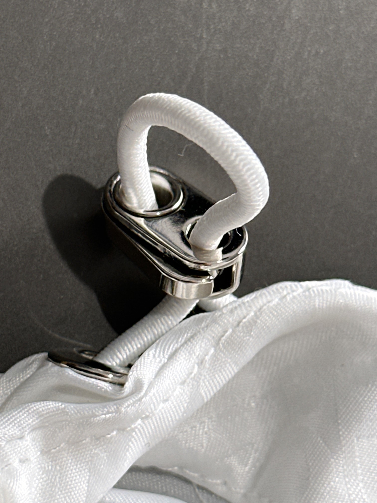 Hoodies & Sweatshirts