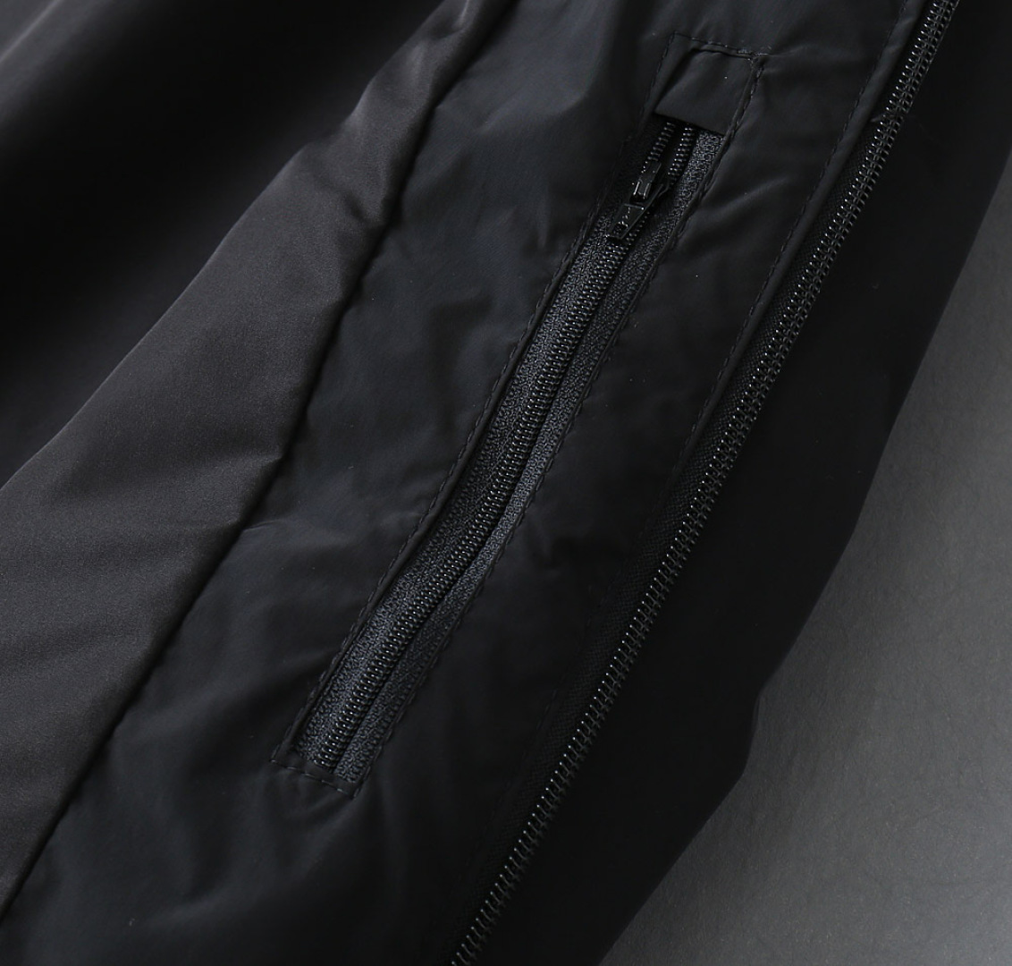 Hoodies & Sweatshirts