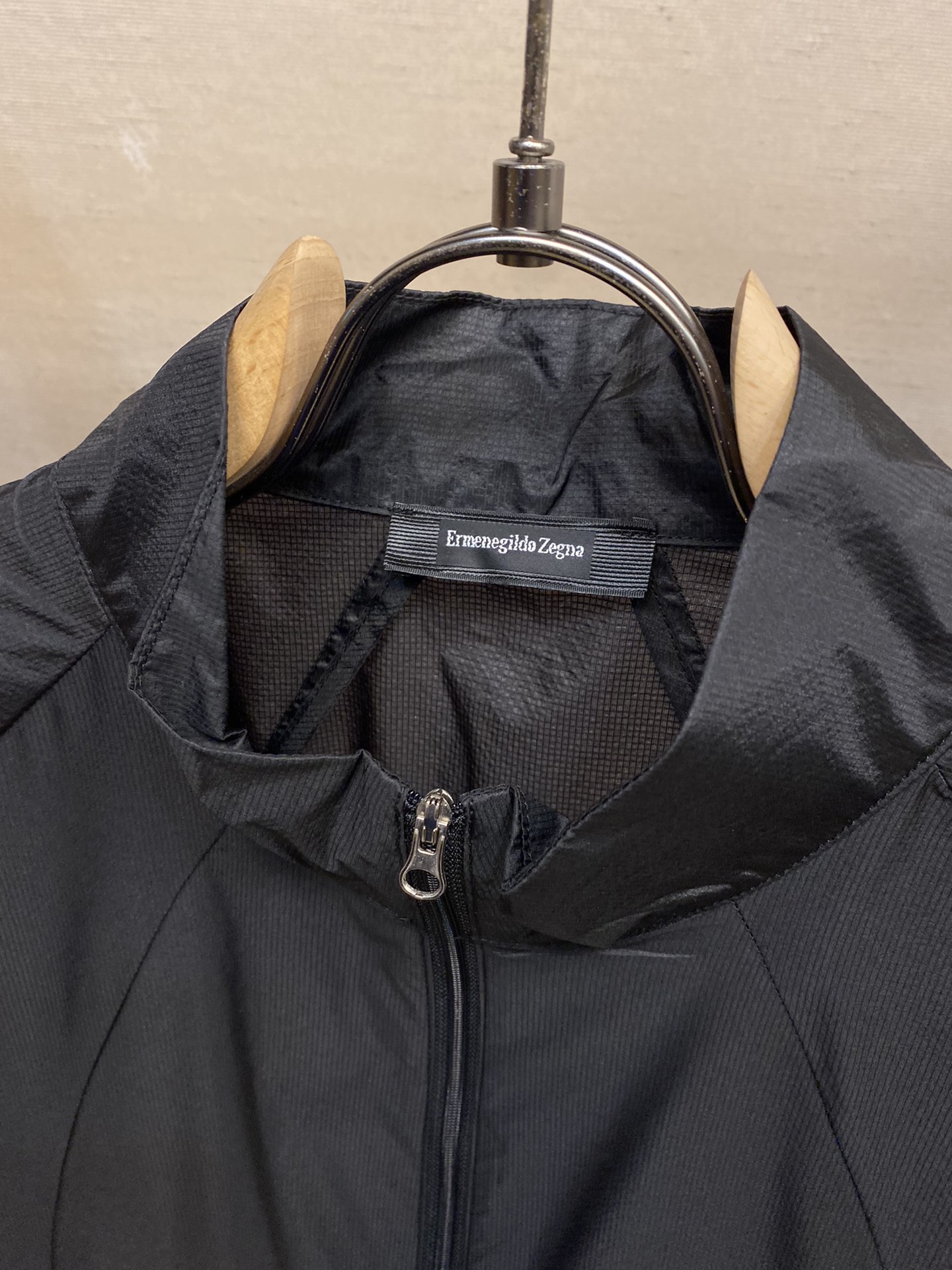 Hoodies & Sweatshirts