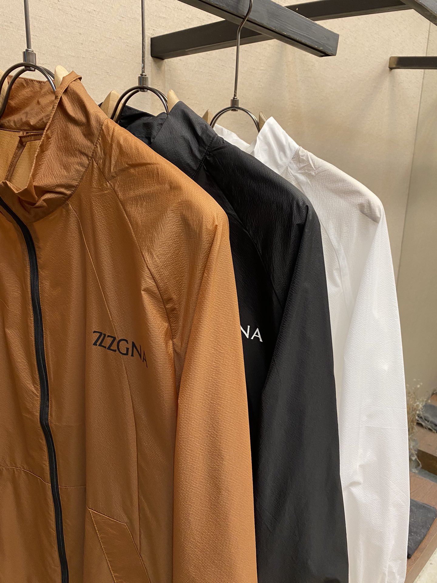 Hoodies & Sweatshirts