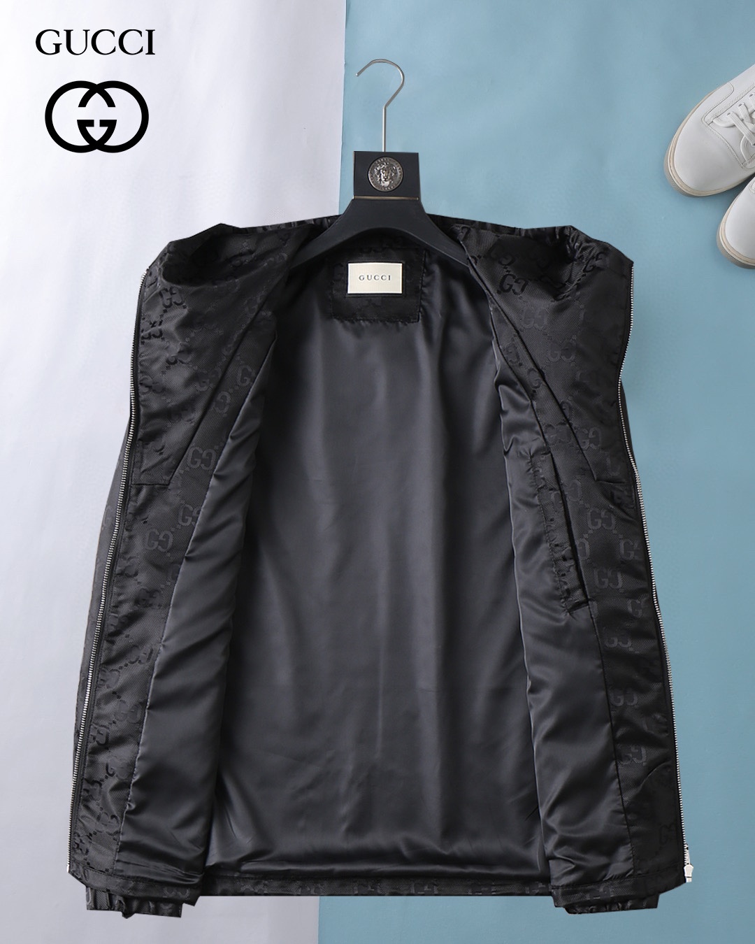 Hoodies & Sweatshirts