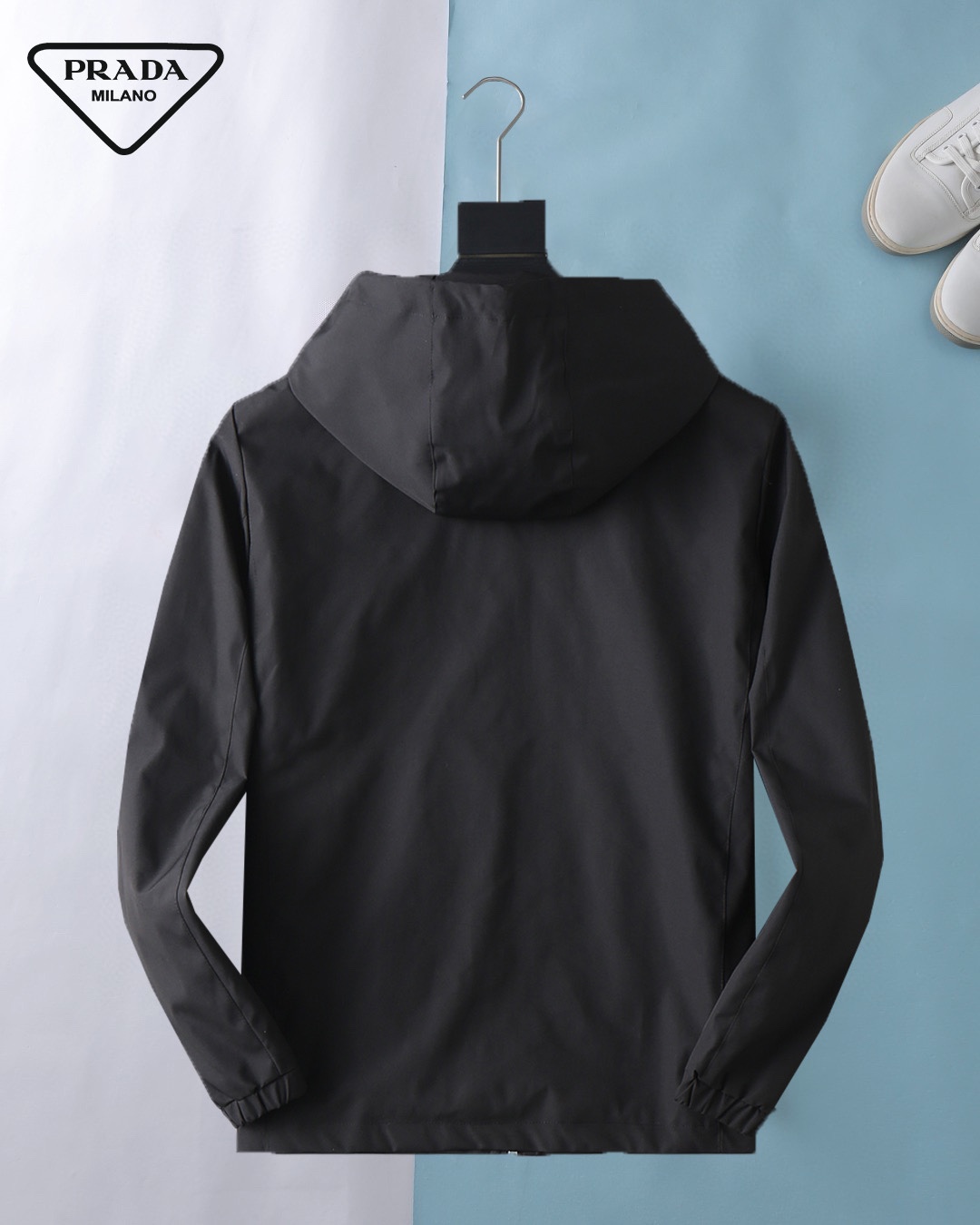 Hoodies & Sweatshirts